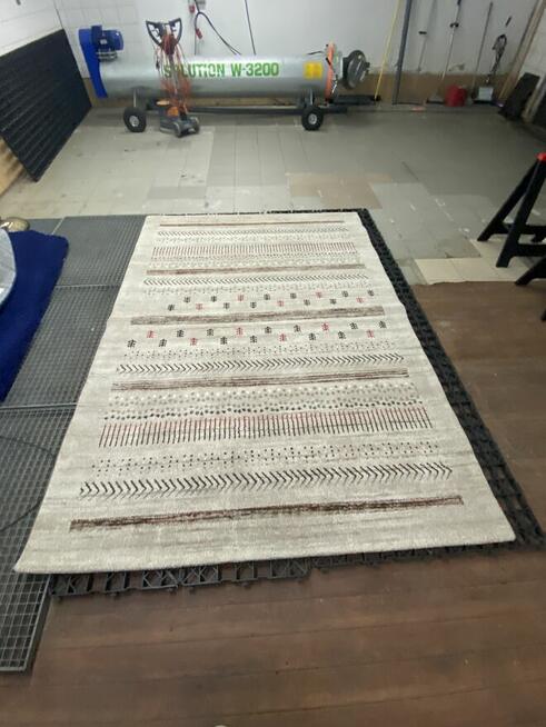 Pralnia Dywanów Na Wskroś Transport