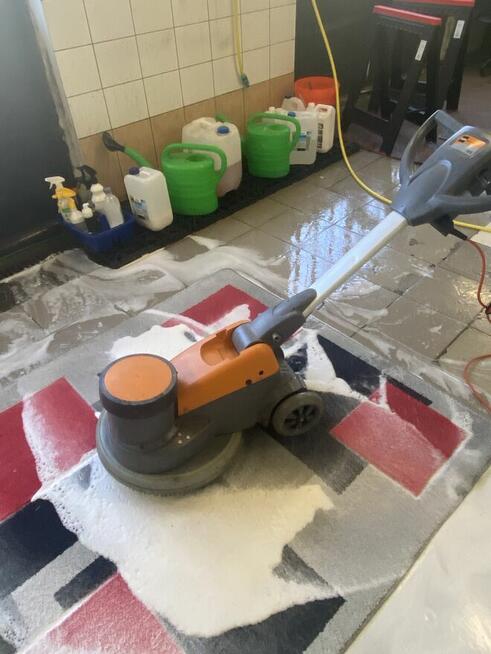 Pralnia Dywanów Na Wskroś Transport