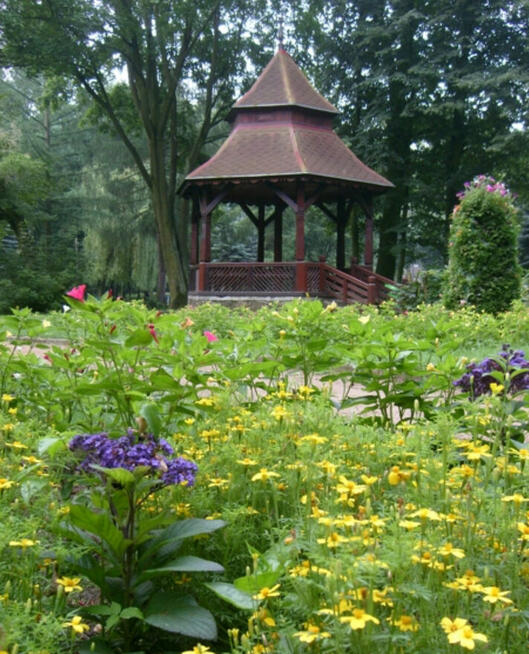 Sprzedam Dzialke budowlaną w Lipnie