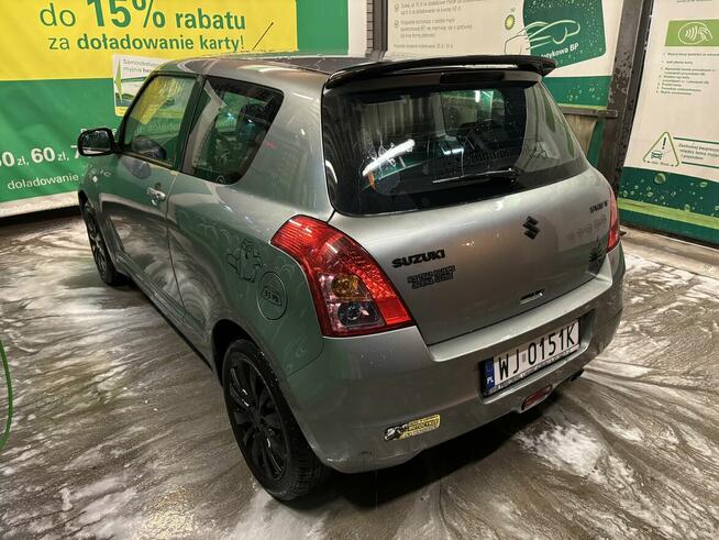 Suzuki Swift 1.3 GLX Comfort 92 KM, 2010r – Niezawodny, Świe