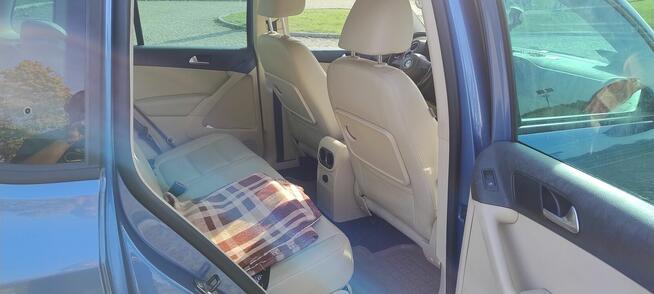 Volkswagen Tiguan z 2010 r. 2.0 TSI 4 Motion o mocy 170 KM b