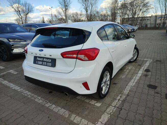 Ford Focus Salon Polska fv23