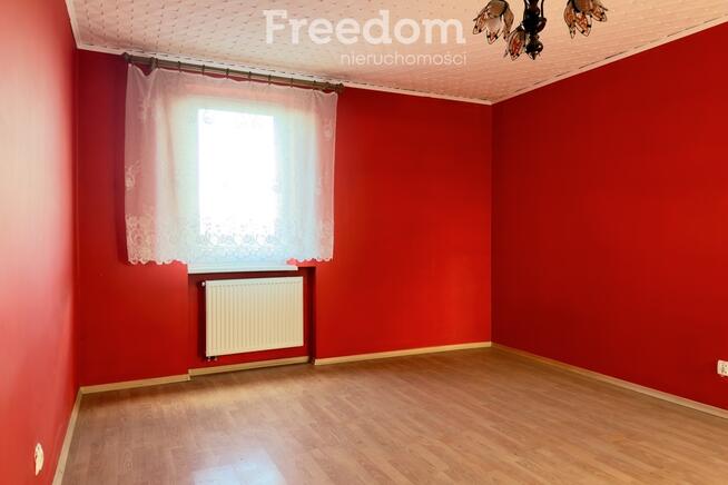 2-pok. mieszkanie w Skibicach, 2 garaże blaszane