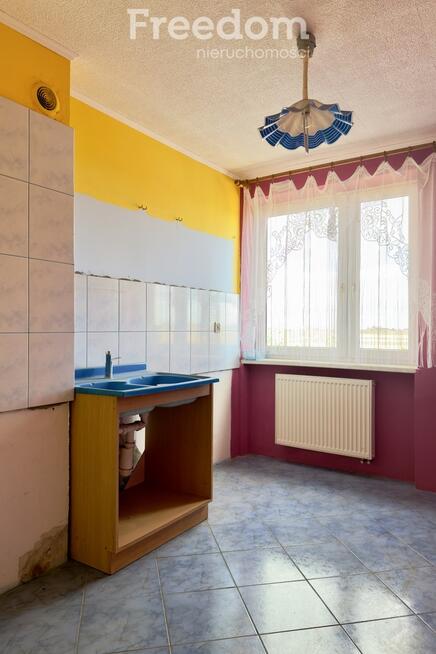 2-pok. mieszkanie w Skibicach, 2 garaże blaszane