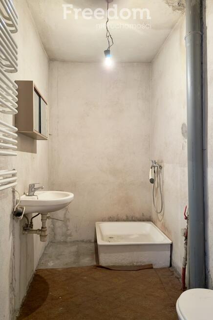 2-pok. mieszkanie w Skibicach, 2 garaże blaszane