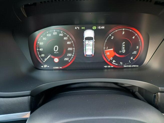 Volvo V90 Cross Country Bezwypadkowy bezkolizyjny