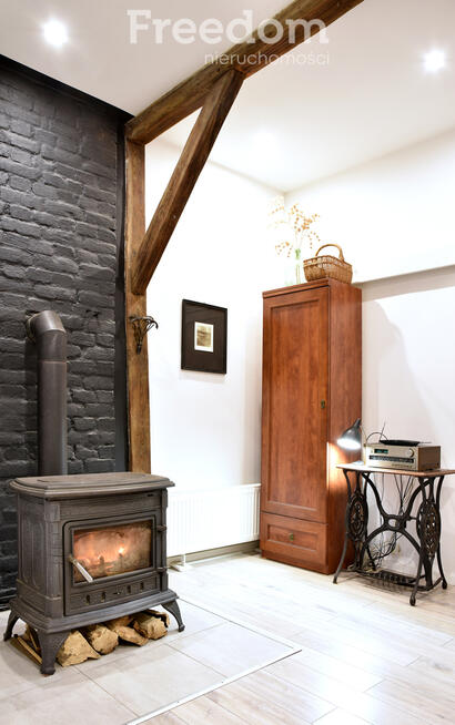 Wyjątkowe dwupoziomowe mieszkanie w centrum Reszla