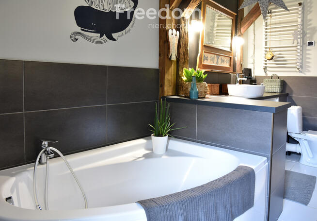 Wyjątkowe dwupoziomowe mieszkanie w centrum Reszla