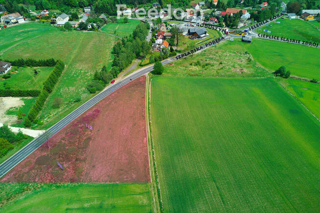 Atrakcyjna działka usługowa trasa Czeska!