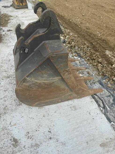 Koparka kołowa, maszyna budowlana MECALAC 15MWR