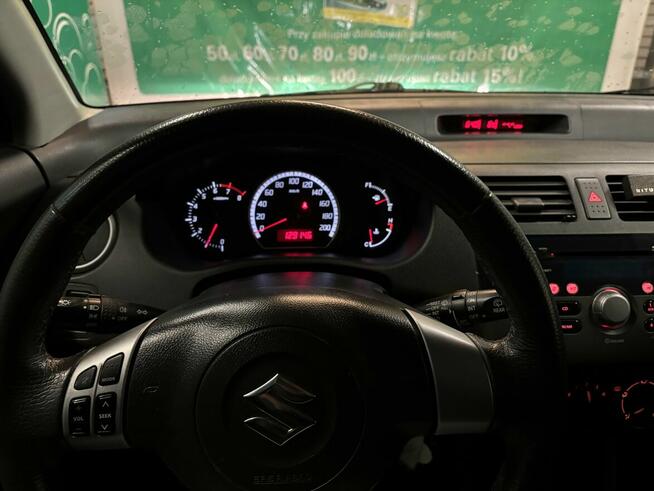 Suzuki Swift 1.3 GLX Comfort 92 KM, 2010r – Niezawodny, Świe