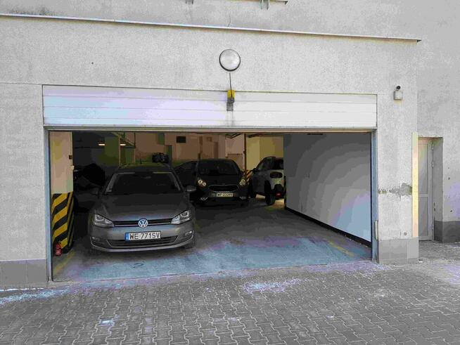 Miejsce postojowe nr 1 - Warszawa, Komorska 11 od syndyka