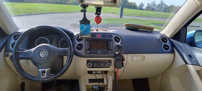 Volkswagen Tiguan z 2010 r. 2.0 TSI 4 Motion o mocy 170 KM b