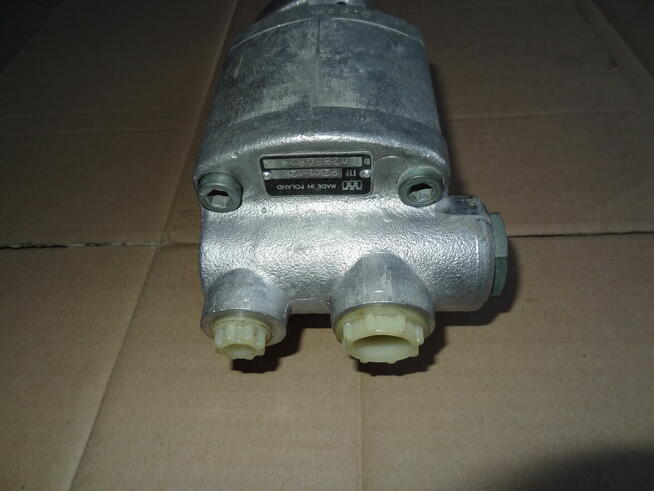 Pompa oleju PZK1-12K nowa oryginał hydraulika SW680