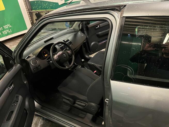 Suzuki Swift 1.3 GLX Comfort 92 KM, 2010r – Niezawodny, Świe