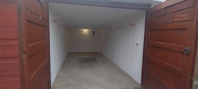 Garaż murowany w zabudowie szeregowej Świdnica ul Słowackieg