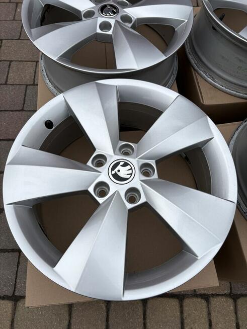 17” Skoda Oryginał 5x112 ET 38 6.5JX17H2