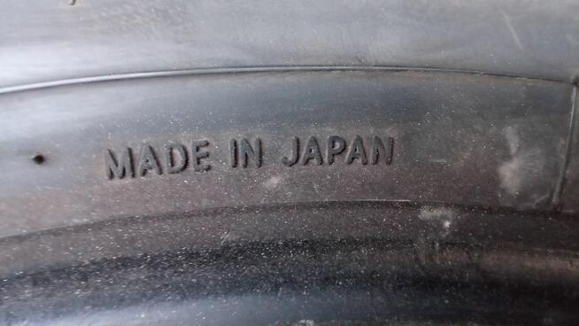 Opony do samochodów osobowych suwów i busów