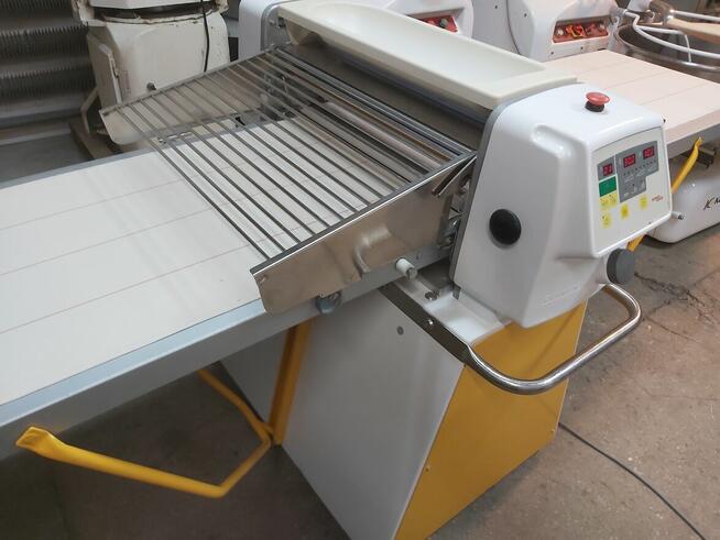 Wałkownica do ciasta RONDO DOGE, sprawna w 100 % do cukierni,