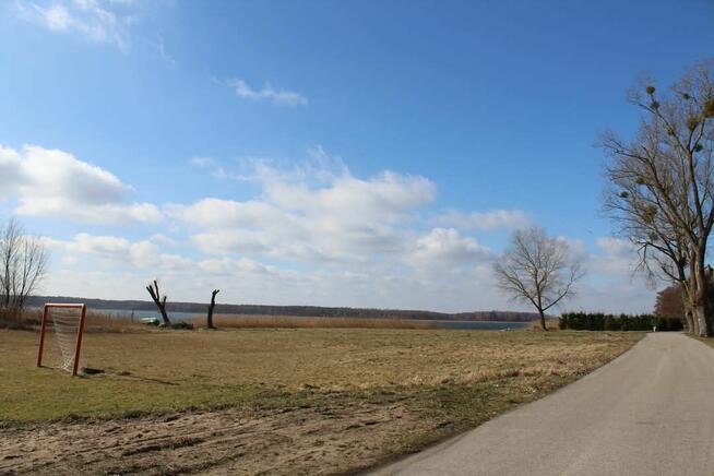 Działka rekreacyjna w Kwiku blisko jeziora Białoławki