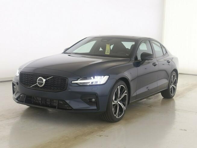 Volvo S60 B5(B) Ultimate Dark AWD MY 2025