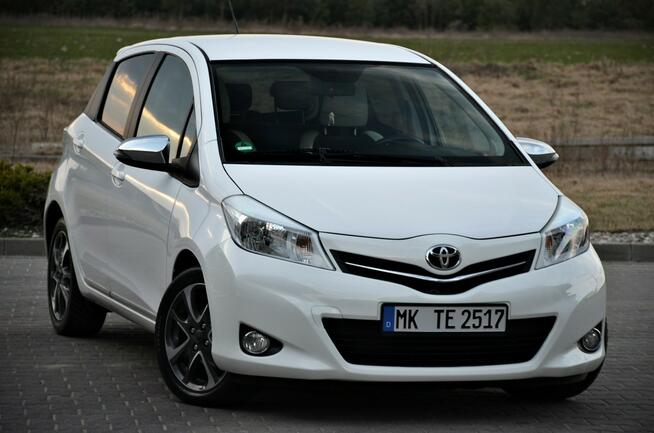 Toyota Yaris 1,3 Benzyna 99KM Navi Kamera Niemcy