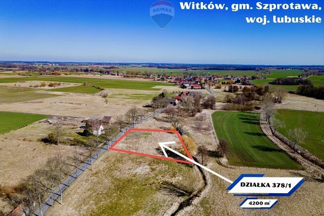 Na sprzedaż działka budowlana 4200 m²