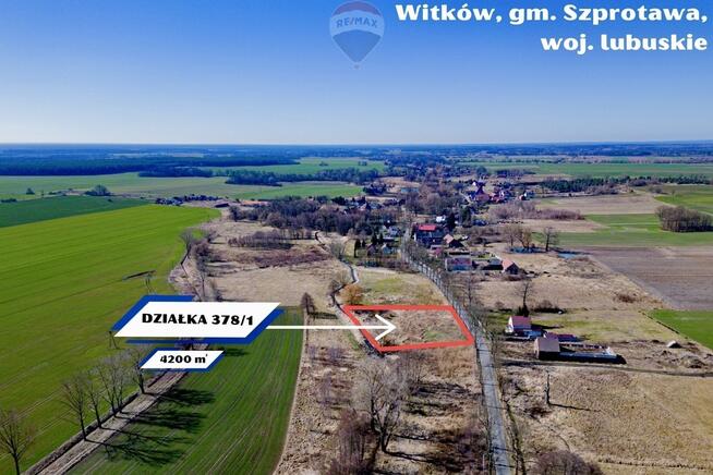 Na sprzedaż działka budowlana 4200 m²