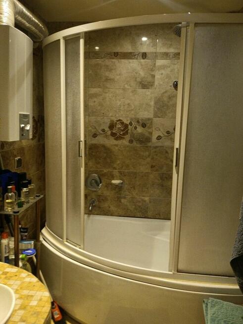 wynajmę pokój jednoosobowy ze wspólną kuchnią i łazienką