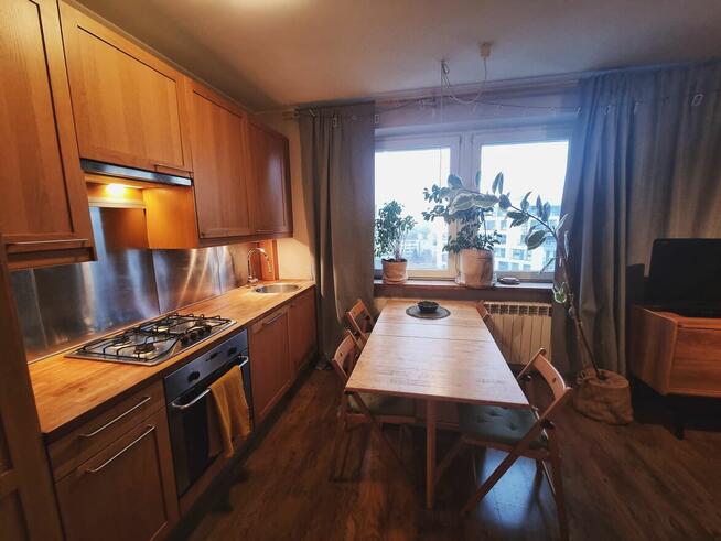 2 pokojowe ciche mieszkanie ze zmywarką przy metrze Imielin