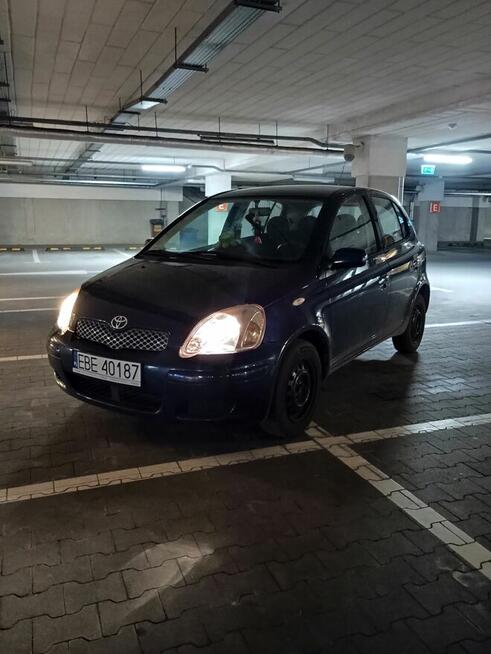Sprzedam niezawodną i praktyczną Toyotę Yaris