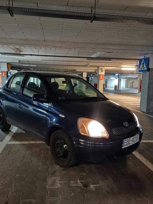 Sprzedam niezawodną i praktyczną Toyotę Yaris