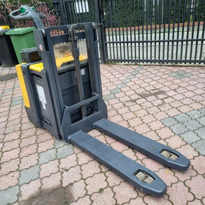 Układacz Jungheinrich ERD 220