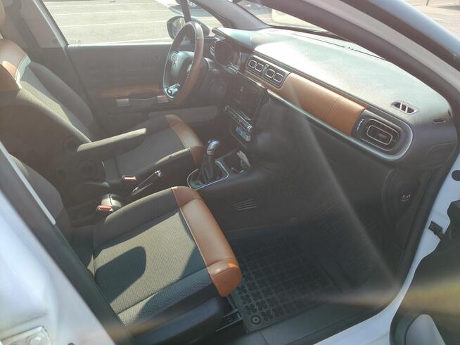 Citroën C3 1.2 PureTech Shine - 1 Citroën C3 1.2 PureTech Sh