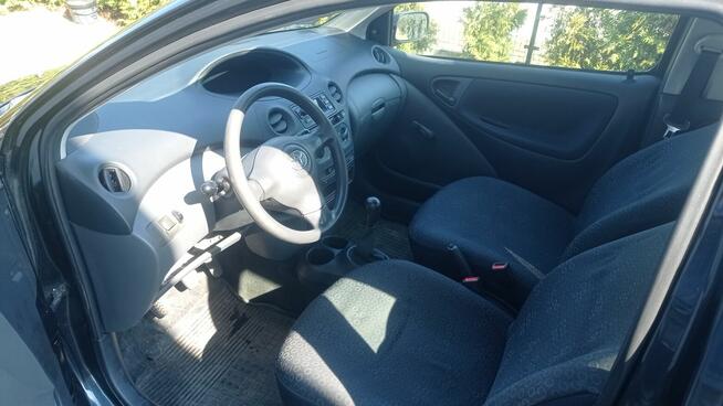 Toyota Yaris 2003