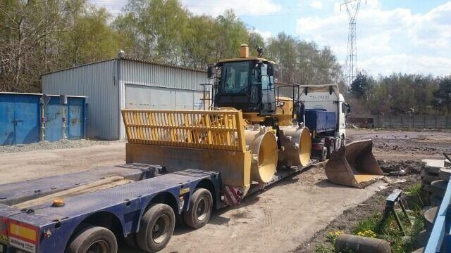 Niskopodwoziowy Transport Maszyn Rolniczych Budowlanych