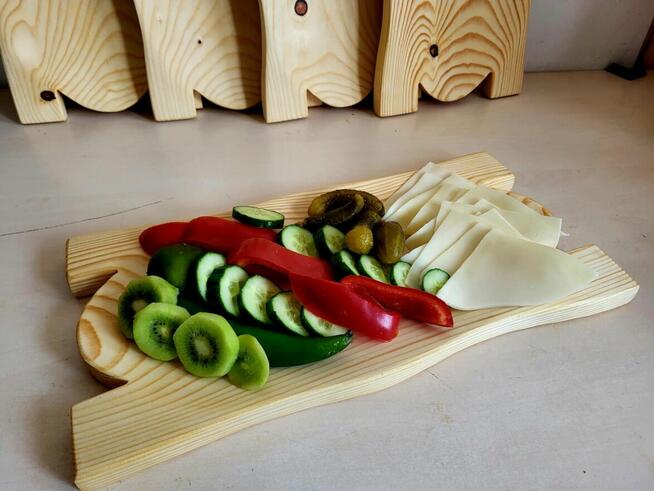 Koryto KORYTKO DREWNIANE DŁUBANE TACA na jedzenie 40cm