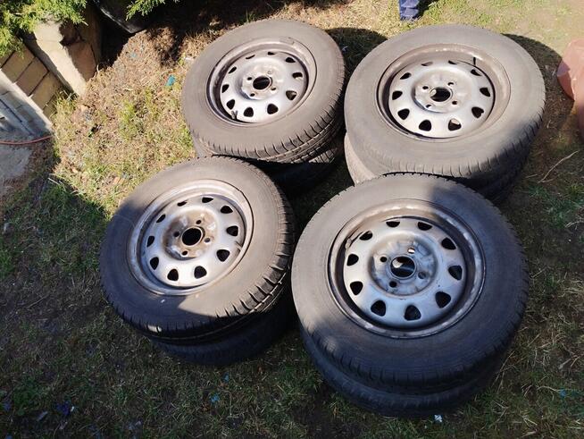 Sprzedam felgi z oponami skoda Felicja 13
