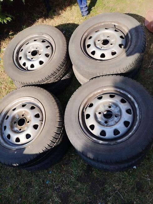 Sprzedam felgi z oponami skoda Felicja 13