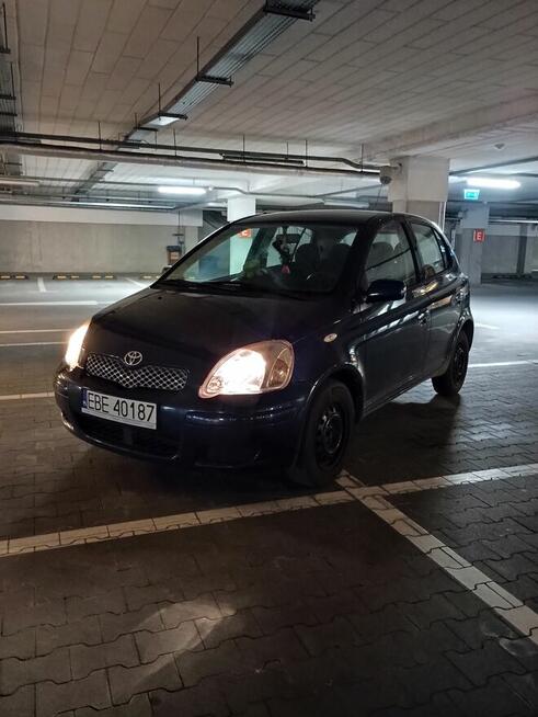 Sprzedam niezawodną i praktyczną Toyotę Yaris