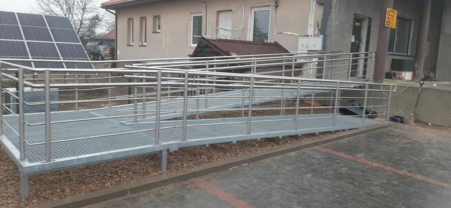 Pochylnia rampa dla wózków