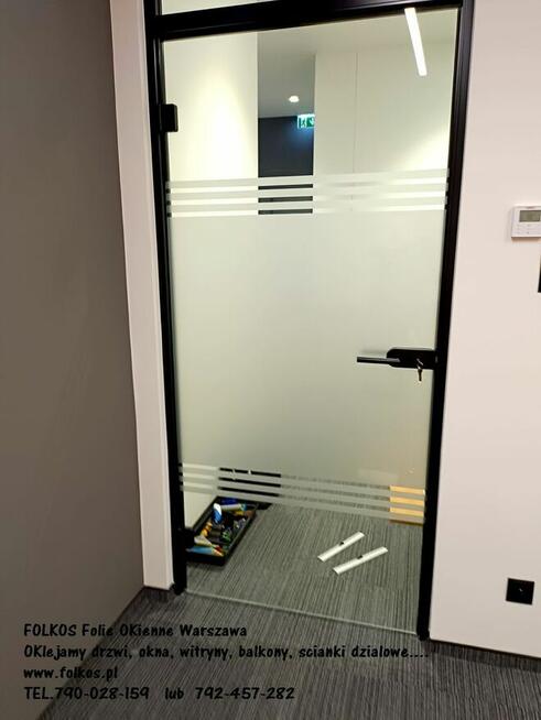 Oklejamy balkony w Warszawie -Folie na szyby balkonowe