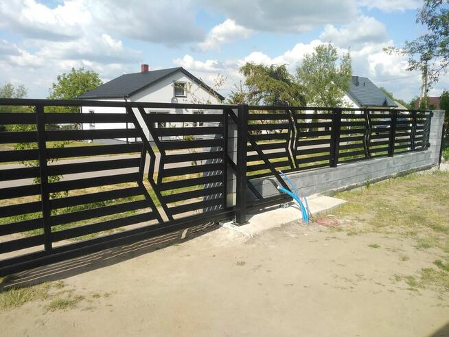 Balustrady nierdzewne szklane bramy schody ogrodzenia