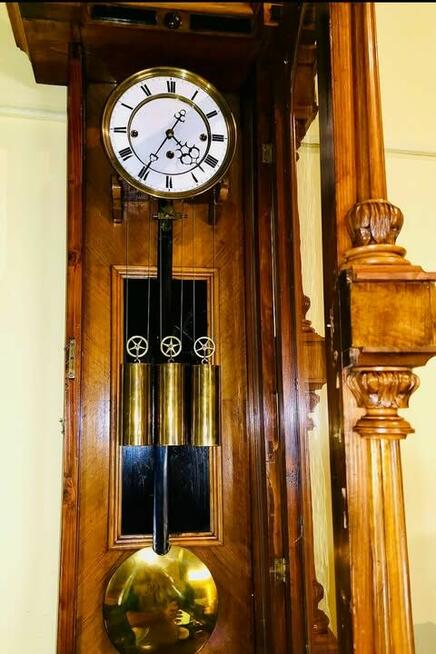 OGROMNY, odrestaurowany, neorenesansowy zegar ścienny.