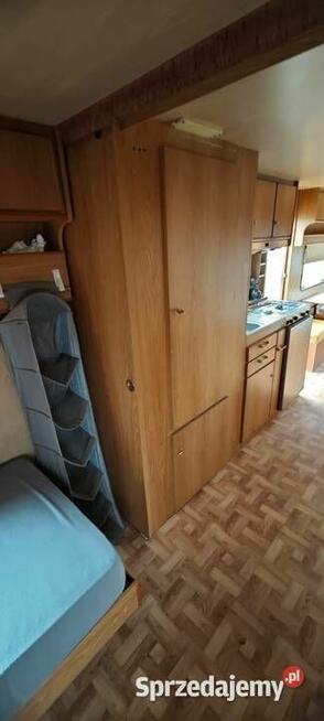 Przyczepa kempingowa na działkę