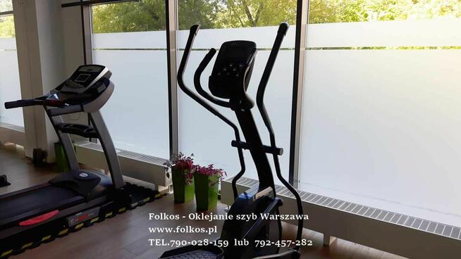 Oklejamy balkony w Warszawie -Folie na szyby balkonowe