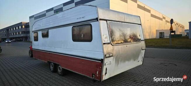 Przyczepa kempingowa duża na działkę budowę stróżówkę itp