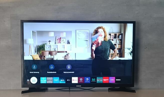 32 Cali Samsung LED z Zabarwieniem FULL HD HDR SMART TV