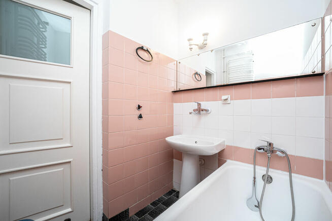 Okazja! Ustawne trzy pokoje w sercu Warszawy