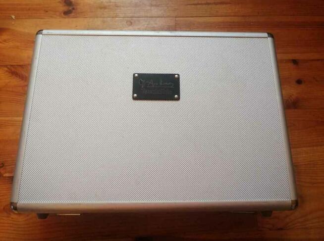 Urządzenie do makijażu permanentnego TouchSkin